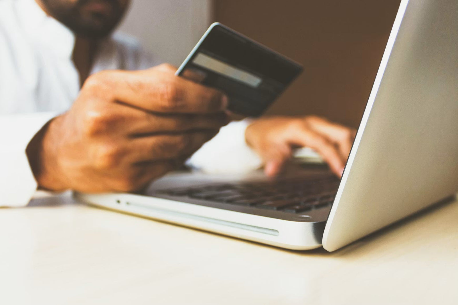 Carousell vs Certified Retailer — Where to Buy Refurbished Tech in Singapore