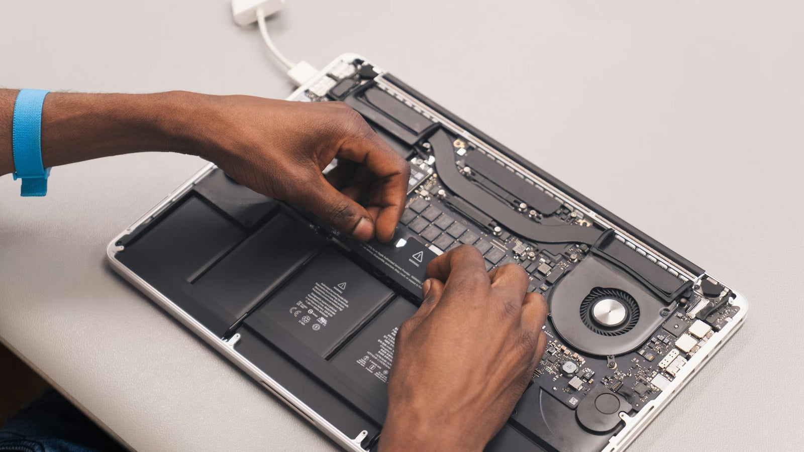The Complete Refurbished Laptop Buying Guide for Singapore