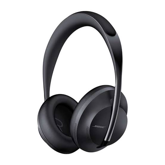 Bose 700 Over-Ear Bluetooth Headphones — Black